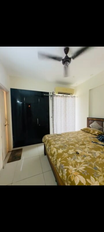 Bedroom in 2 BHK Apartment at Wave Dream Homes, Wave City – for Rent
