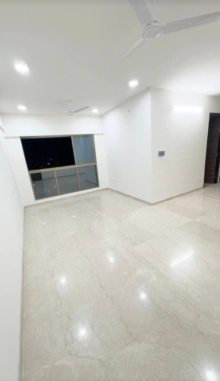 Living Room, rajesh-raj-infinia 3 Bedroom 1500 Sq.Ft. Apartment In Malad West Mumbai 8082111