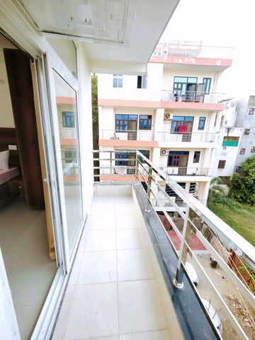 Balcony in 1 BHK Builder Floor at Saket – for Rent