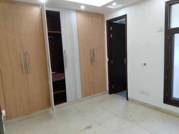 Room in 2 BHK Builder Floor at Malviya Nagar – for Rent
