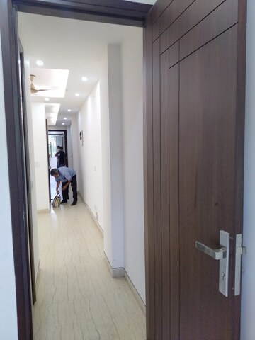 Building Lobby in 2 BHK Builder Floor at Malviya Nagar – for Rent