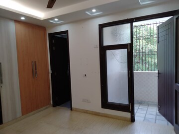 Room in 2 BHK Builder Floor at Malviya Nagar – for Rent