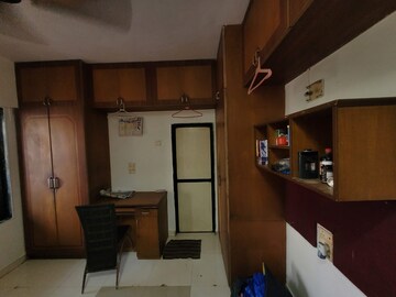 Living Room in 2 BHK Apartment at Panch Pakhadi – for Rent