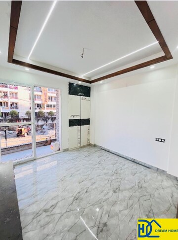 Room in 2 BHK Builder Floor at Gms Road – for Sale