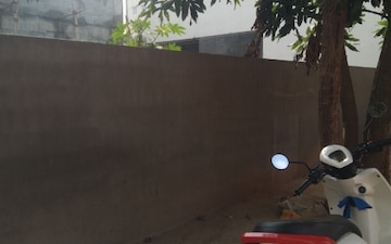 Plot For Sale in Kalkere