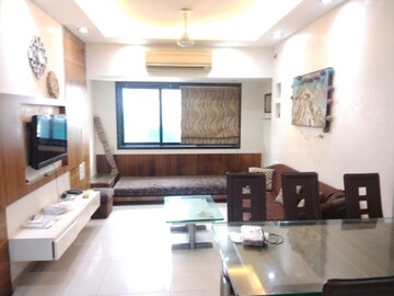 Living Room in 2.5 BHK Apartment at Shilp Tower, Lower Parel – for Rent