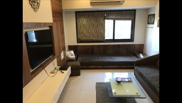 2.5 BHK Apartment For Rent in Shilp Tower, Lower Parel