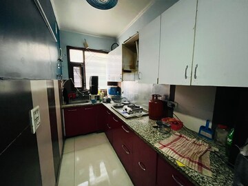 Kitchen in 3 BHK Builder Floor at Sector 43 – for Sale