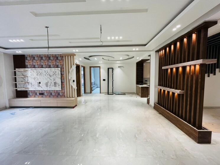 Room, sector 42 4 Bedroom 4050 Sq.Ft. Builder Floor In Sector 42 Faridabad 8082355