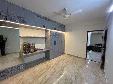 Room in 3 BHK Builder Floor at Hsr Layout – for Rent