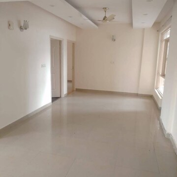 Room in 3 BHK Apartment at Emaar Gurgaon Greens, Sector 102 – for Rent