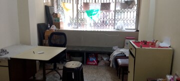 Master Bedroom in 2 BHK Apartment at Panom Park, Vile Parle East – for Rent