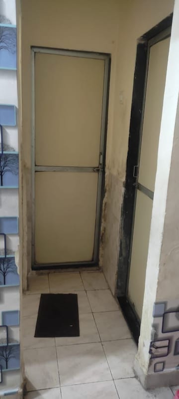 Furnished Amenities in 2 BHK Apartment at Nikita CHS, Ghansoli – for Sale