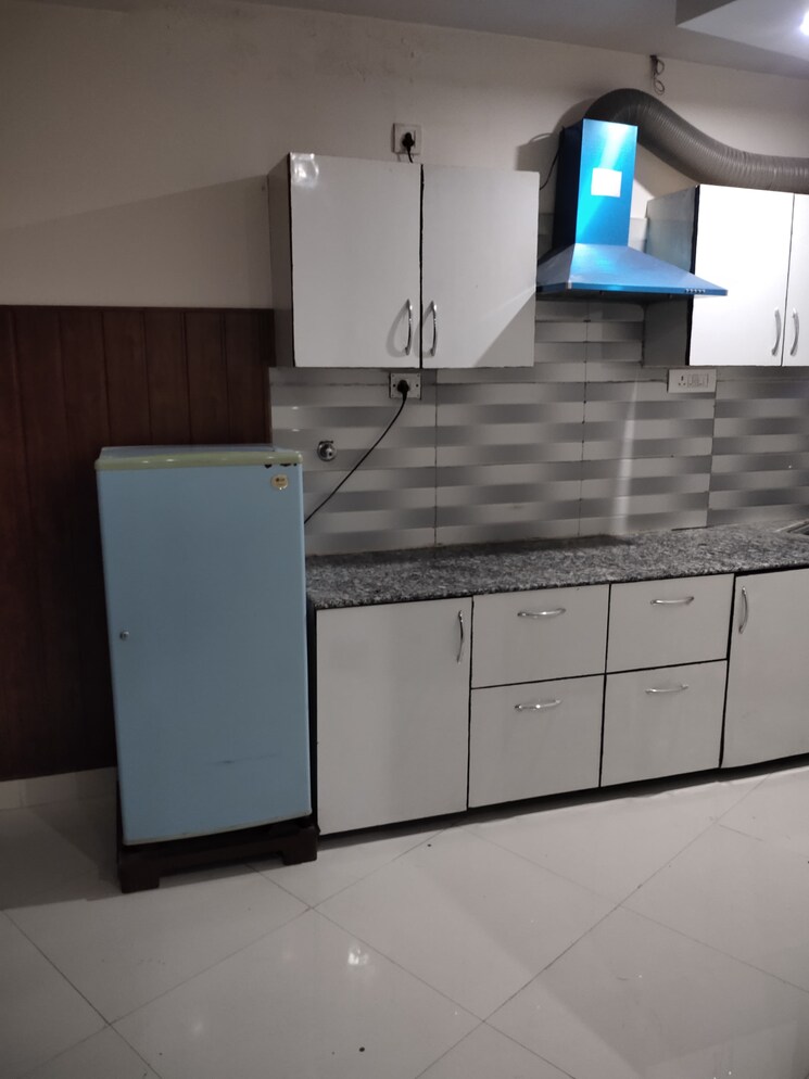 Kitchen, ambala highway 1 Bedroom 700 Sq.Ft. Builder Floor In Ambala Highway Zirakpur 8082585