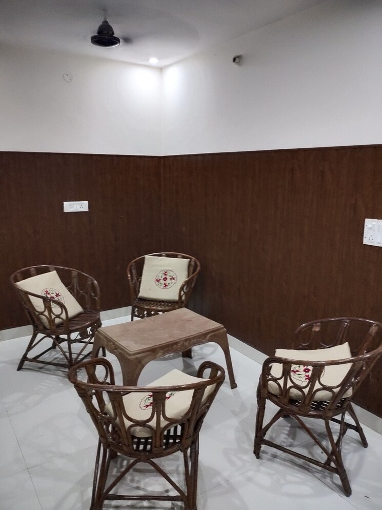 Living Room, ambala highway 1 Bedroom 700 Sq.Ft. Builder Floor In Ambala Highway Zirakpur 8082585