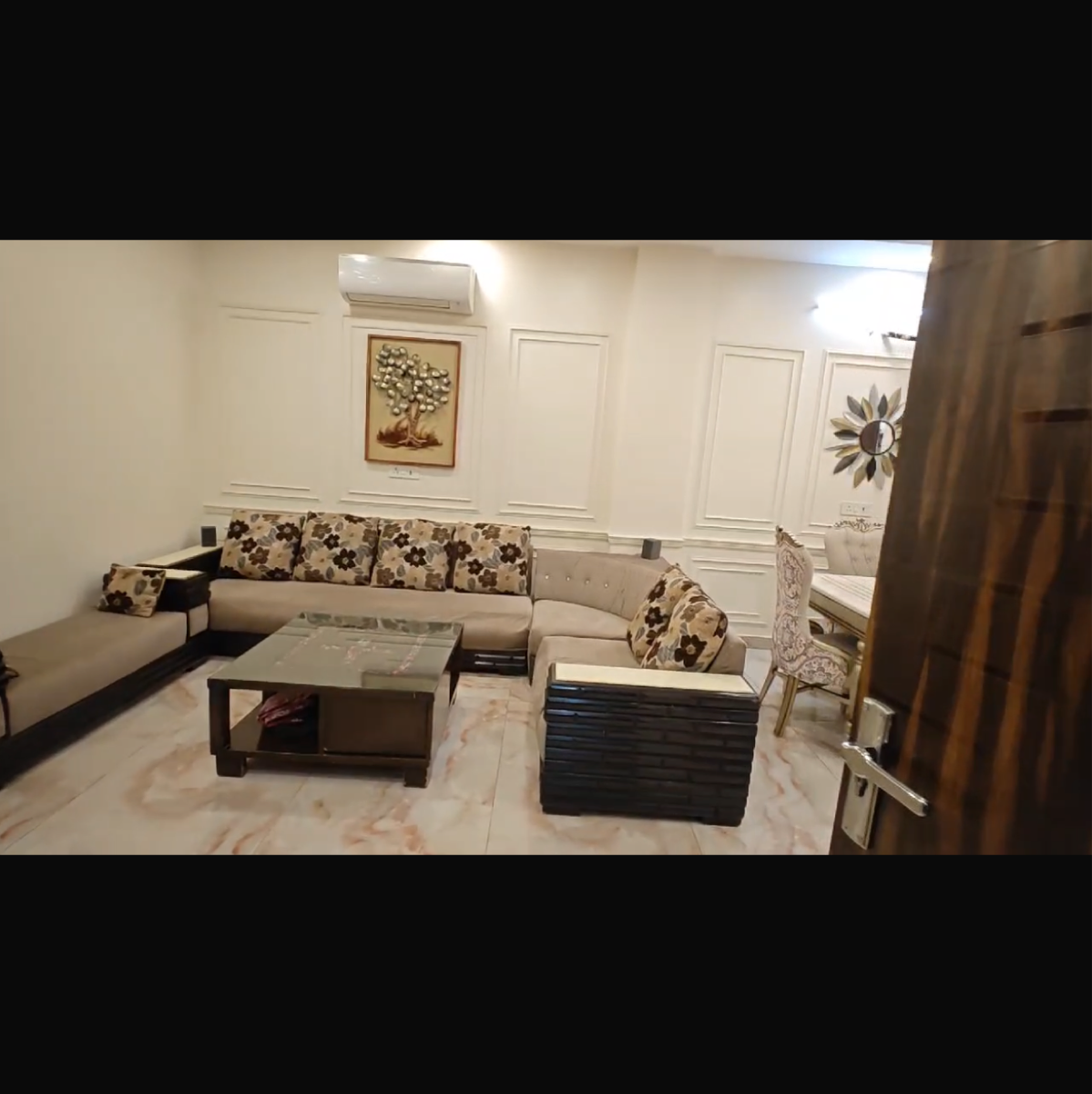 3 BHK Builder Floor For Sale in Sector 7