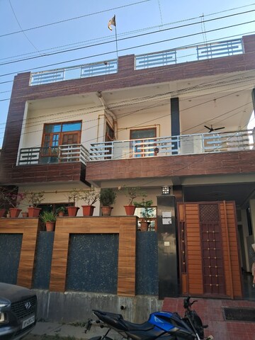 2 BHK Builder Floor For Rent in DLF Vibhuti Khand, Gomti Nagar
