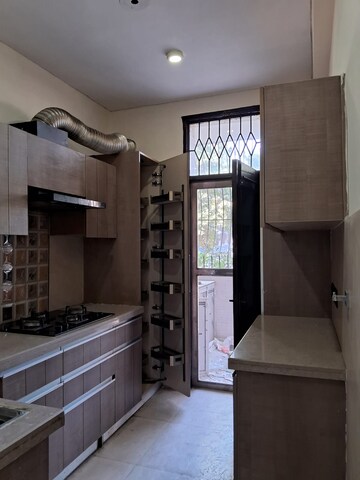 Kitchen in 3.5 BHK Builder Floor at Ardee City, Sector 52 – for Rent
