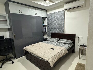 Bedroom in 3.5 BHK Apartment at Khajaguda – for Rent
