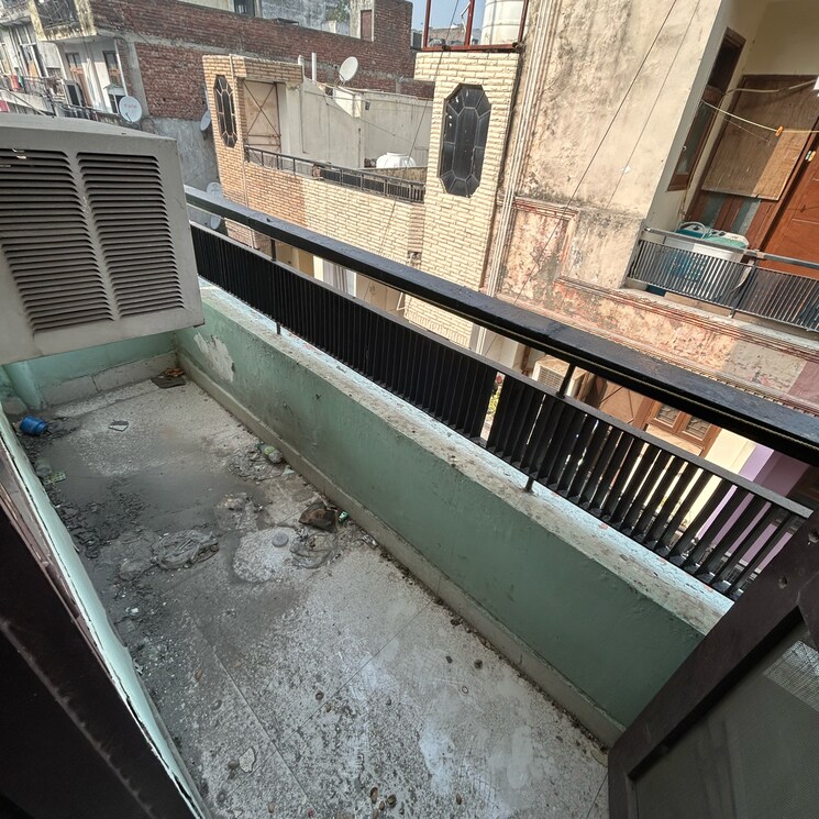 Balcony, kotla mubarakpur 1 Bedroom 450 Sq.Ft. Builder Floor In Kotla Mubarakpur Delhi 8082861