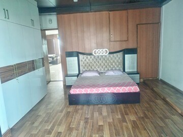 Bedroom in 2 BHK Builder Floor at Kalindi Colony – for Rent