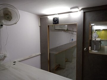 Room in  Office Space at Haware Fantasia, Sector 28 – for Rent