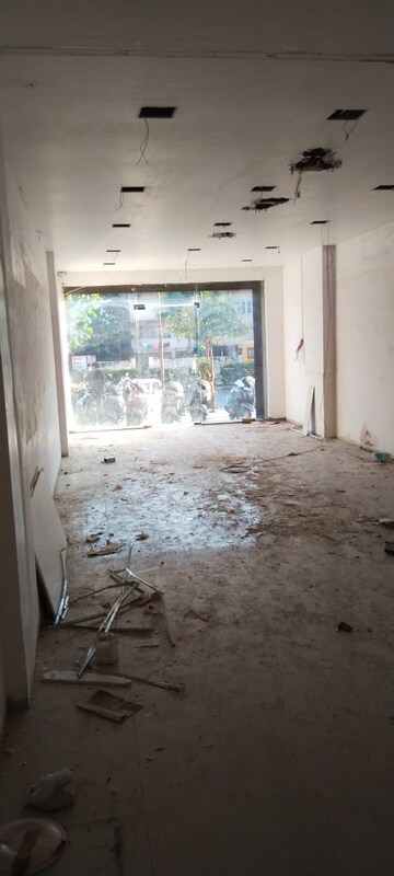 Floor Plan in  Showroom at Memnagar – for Rent