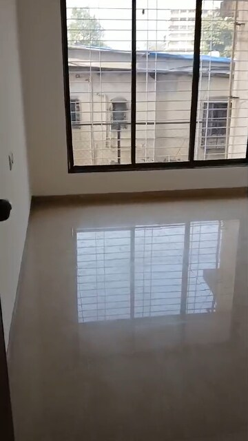 Room in 3.5 BHK Apartment at Andheri East – for Rent