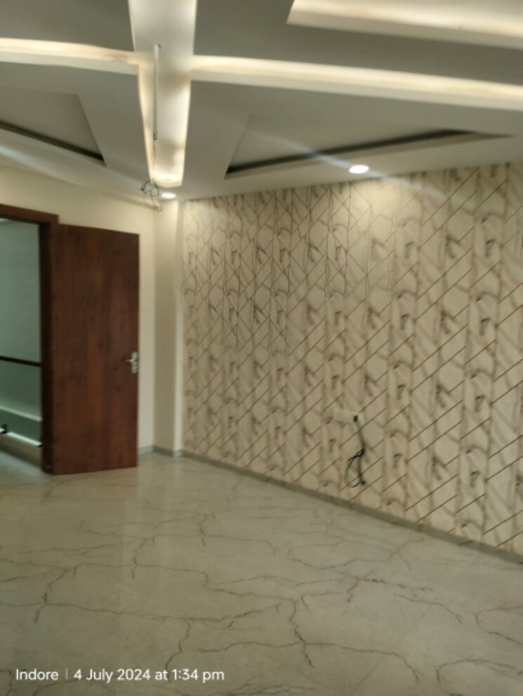 Room, mahalaxmi nagar 5 Bedroom 3100 Sq.Ft. Villa In Mahalaxmi Nagar Indore 8082999