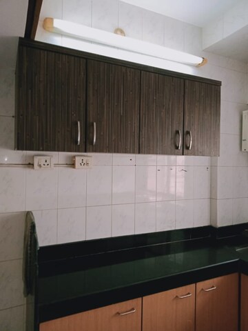 2.5 BHK Apartment For Rent in Shanti Tower, Andheri West
