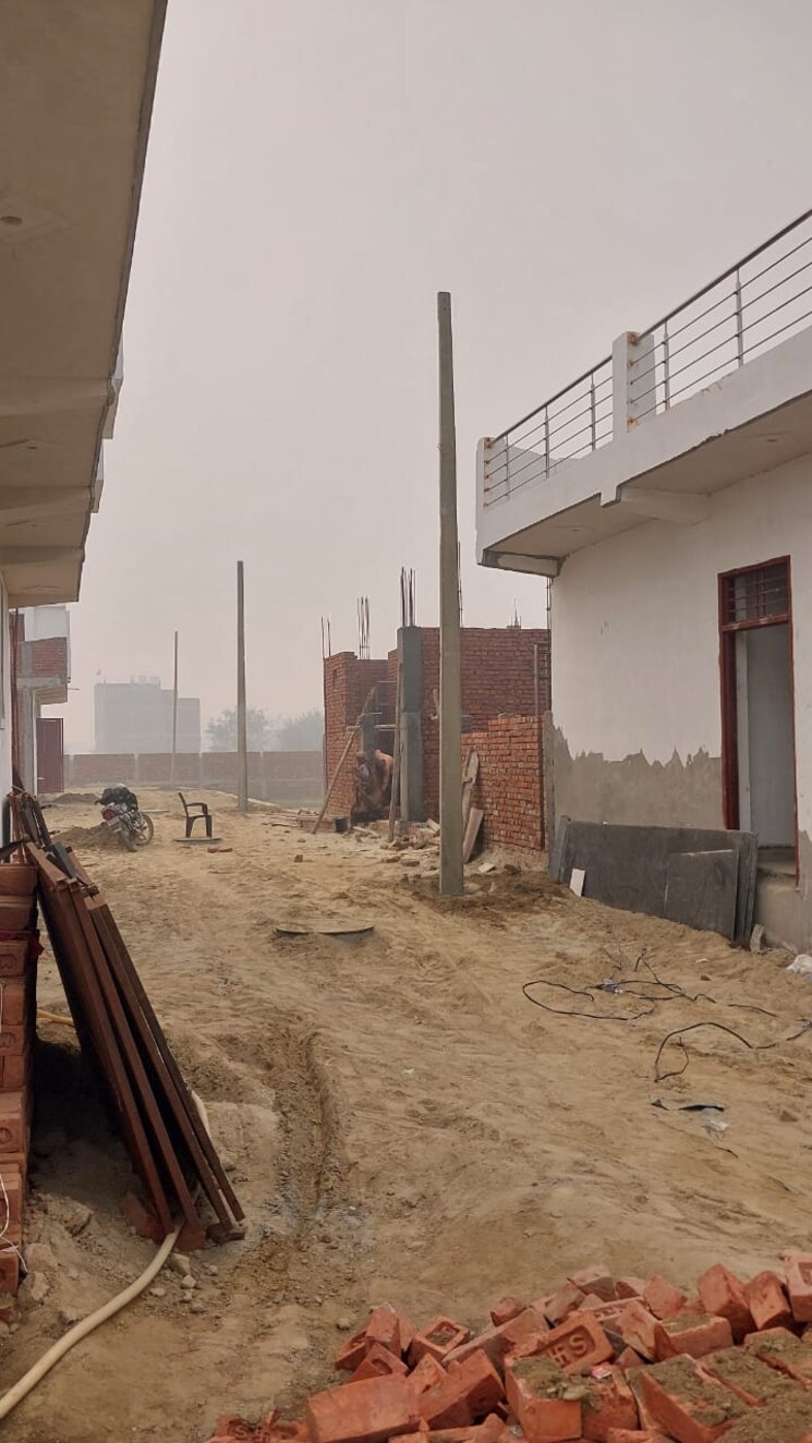 Exterior View, upsidc site b 2 Bedroom 103 Sq.Yd. Independent House In Upsidc Site B Greater Noida 8083050