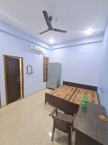 1.5 BHK Independent House For Rent in Gomti Nagar