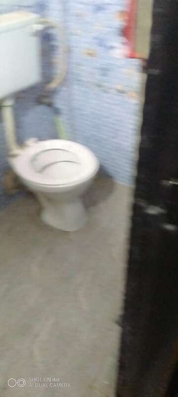 Bathroom in 1 BHK Apartment at Sector 20 – for Rent