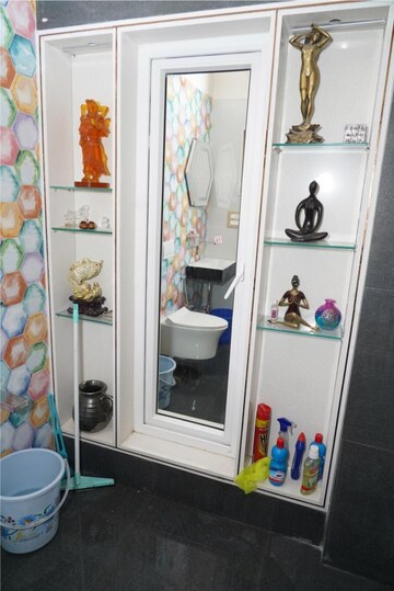Master Bedroom in 3 BHK Apartment at Everest Height, Chandivali – for Rent