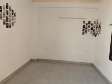 Room in 1 RK Builder Floor at Neb Sarai – for Rent