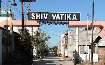 Plot For Sale in Nipania