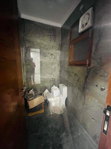 Bathroom in 4 BHK Builder Floor at Sector 42 – for Sale