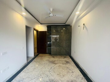  4 BHK Builder Floor at Sector 42 – for Sale