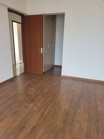 Furnished Amenities in 2 BHK Apartment at Shapoorji Pallonji Joyville Gurgaon, Sector 102 – for Rent