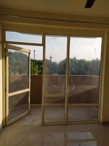 Room in 2 BHK Apartment at Pyramid Urban Homes, Sector 70a – for Sale