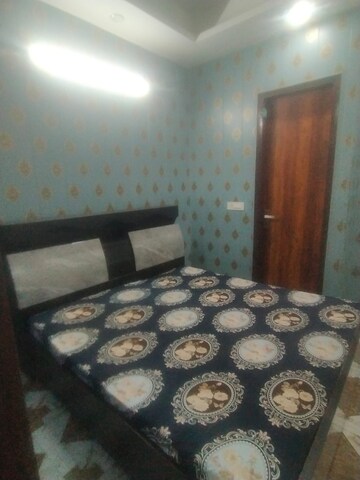 Bedroom in 1 BHK Builder Floor at Neb Sarai – for Rent