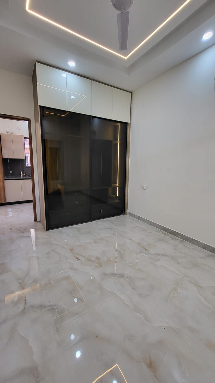 Room, sector 123 2.5 Bedroom 999 Sq.Ft. Villa In Sector 123 Mohali 8083308