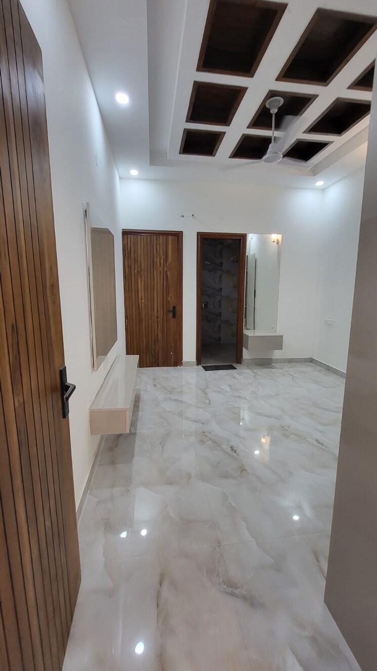 Room, sector 123 2.5 Bedroom 999 Sq.Ft. Villa In Sector 123 Mohali 8083308