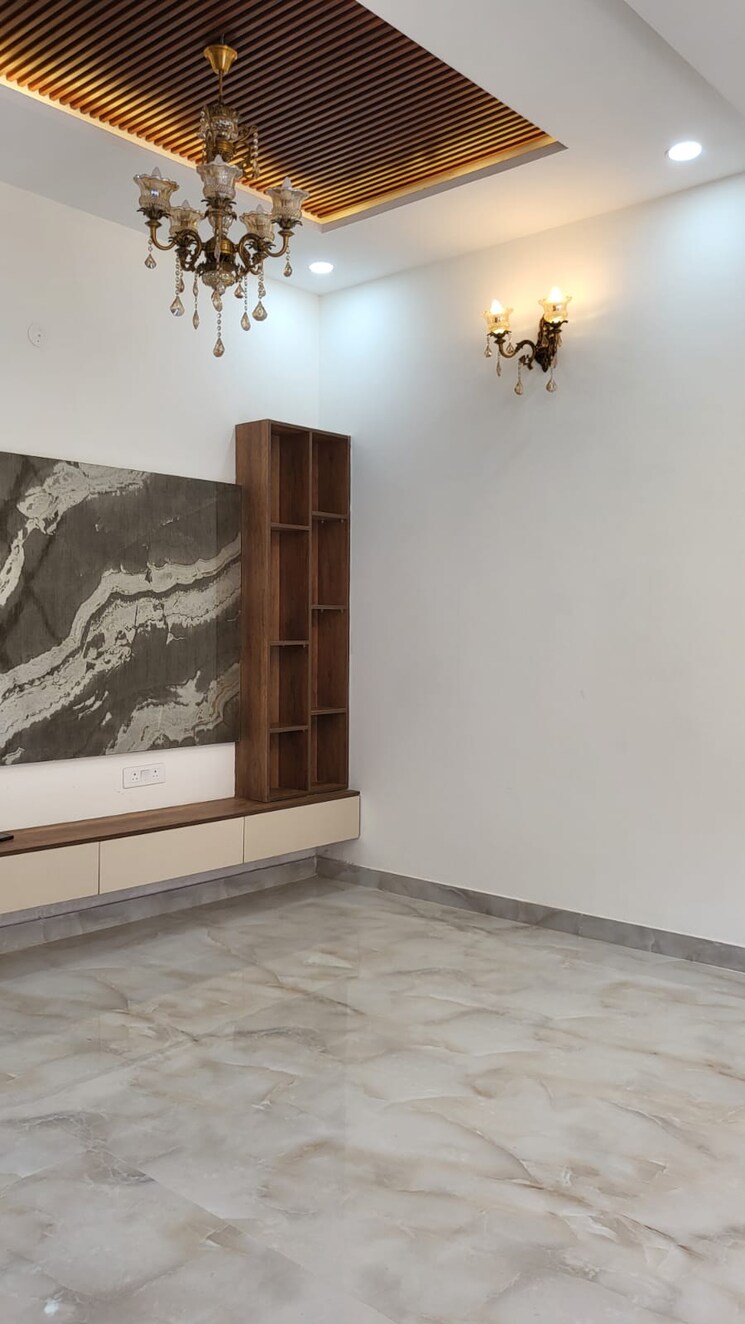 Room, sector 123 2.5 Bedroom 999 Sq.Ft. Villa In Sector 123 Mohali 8083308