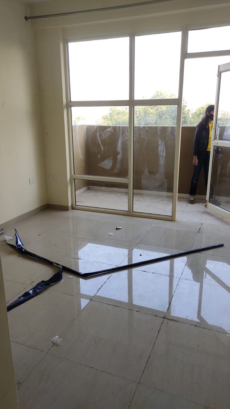 Bathroom, pyramid-urban-homes 2 Bedroom 625 Sq.Ft. Apartment In Sector 70a Gurgaon 8083280