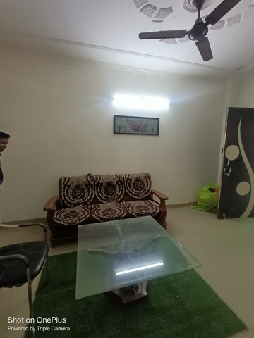 Master Bedroom in 1.5 BHK Builder Floor at Ansal Sushant Lok I, Sector 43 – for Rent