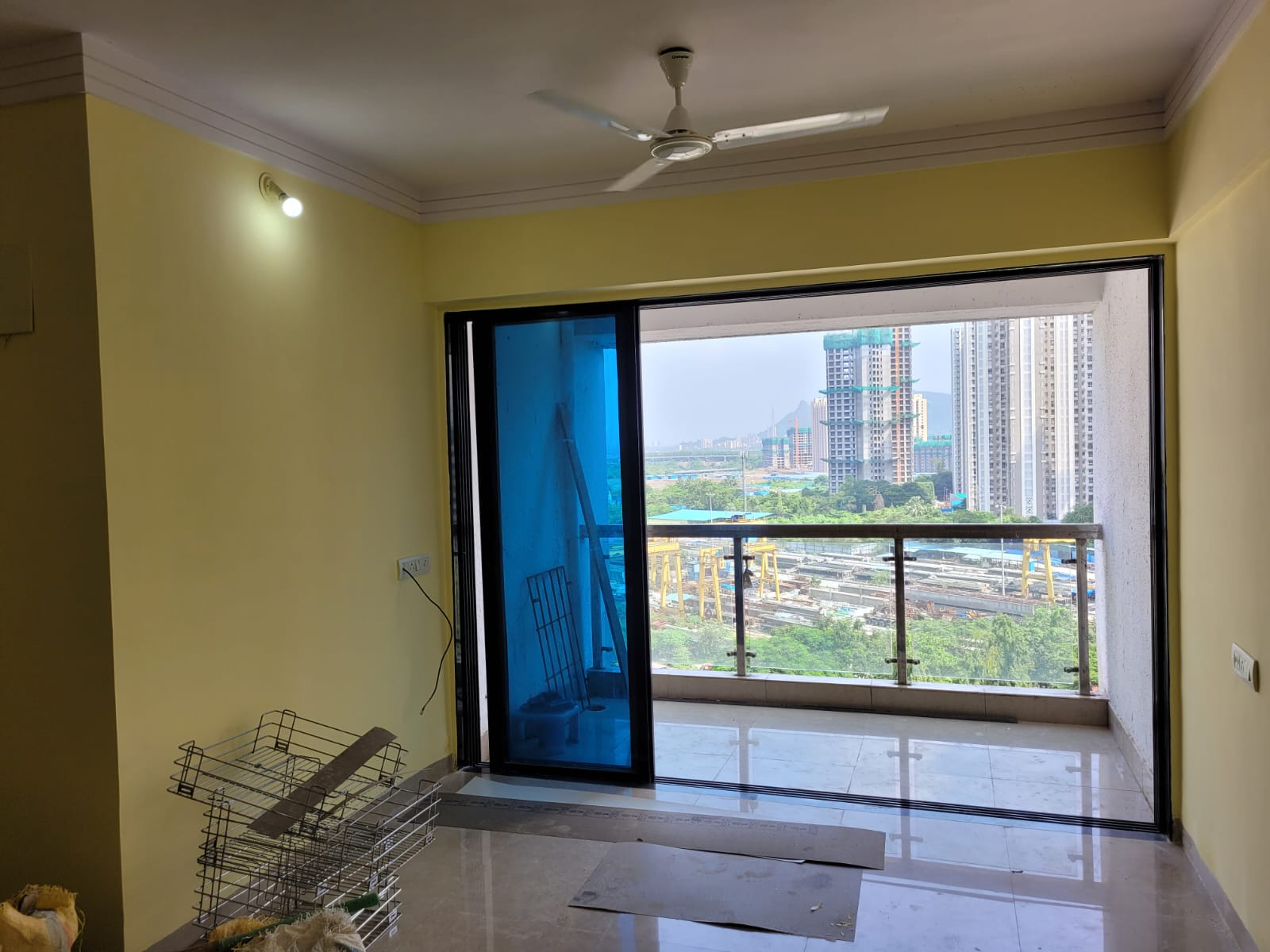 3 BHK + Extra Room 1200 Sq.Ft. Apartment in Devashree Park