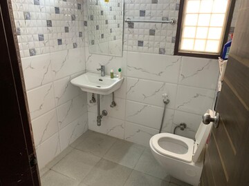 Bathroom in 3 BHK Builder Floor at Ansal Sushant Lok I, Sector 43 – for Rent