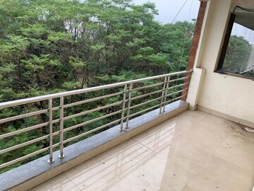 Balcony in 3 BHK Builder Floor at Ansal Sushant Lok I, Sector 43 – for Rent