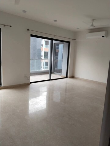 Room in 3.5 BHK Builder Floor at M3M Soulitude, Sector 89 – for Sale